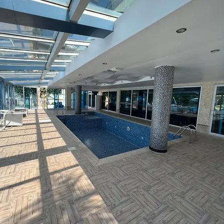 Апартаменты Penthouse 4 Bedrooms, 1 Living Room, To The Sea 7 Minutes Walk Алания