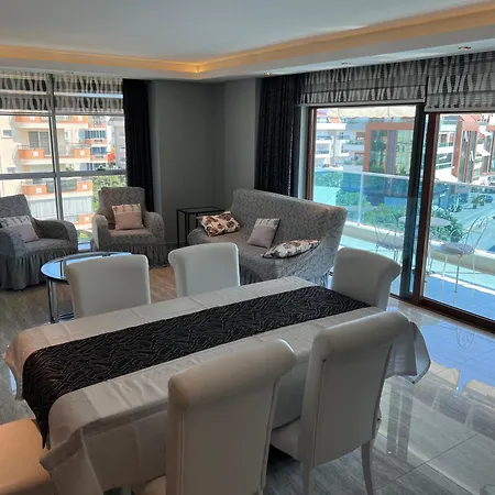 Апартаменты Penthouse 4 Bedrooms, 1 Living Room, To The Sea 7 Minutes Walk Алания